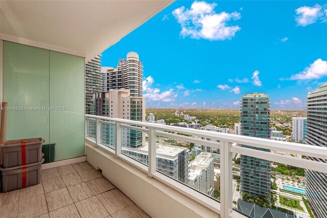 Building Photo - 1080 Brickell Ave