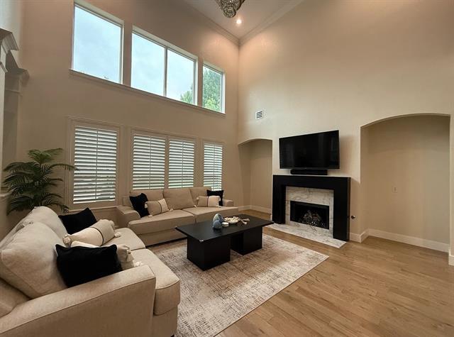 Building Photo - 5315 Cree Dr