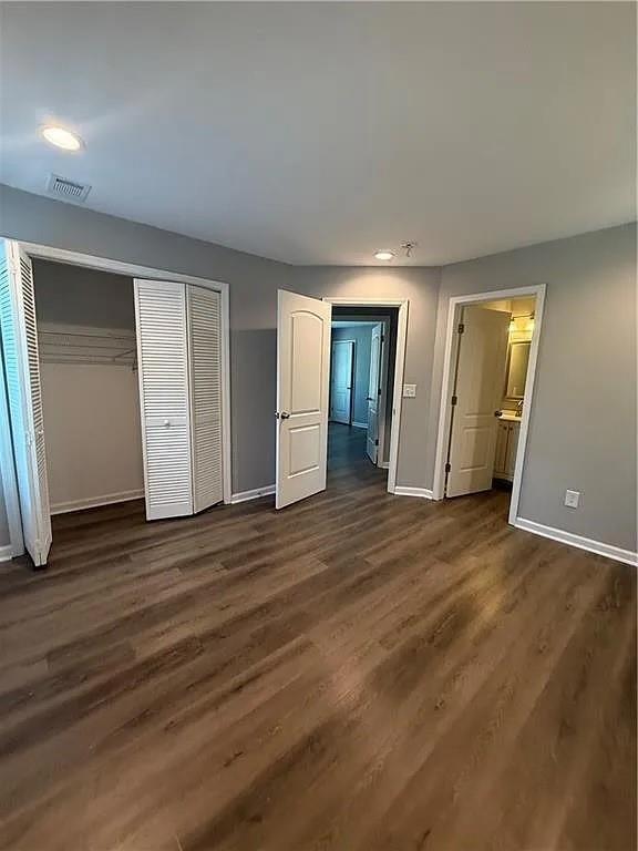 Building Photo - 6255 Creekford Ln
