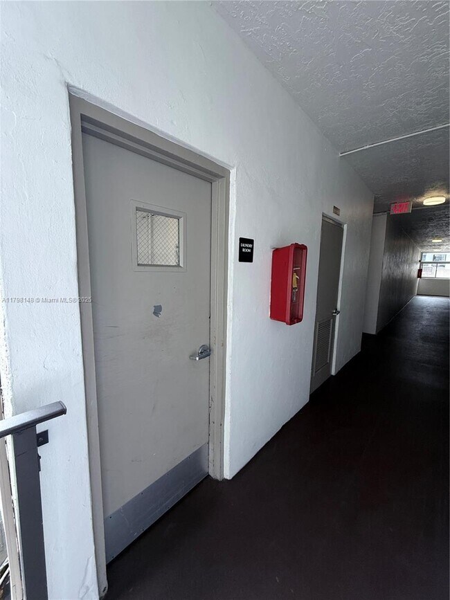 Building Photo - 201 178th Dr