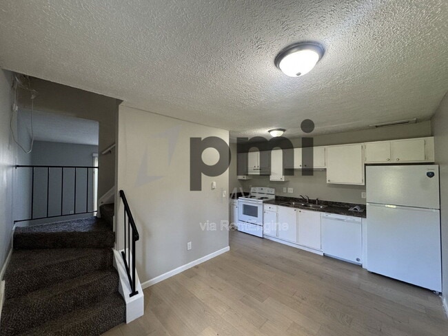 Building Photo - 2785 Wedge St