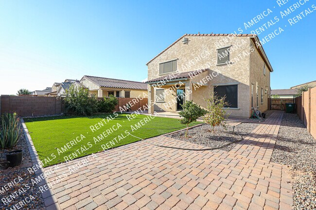 Building Photo - 17965 W Encinas Ln