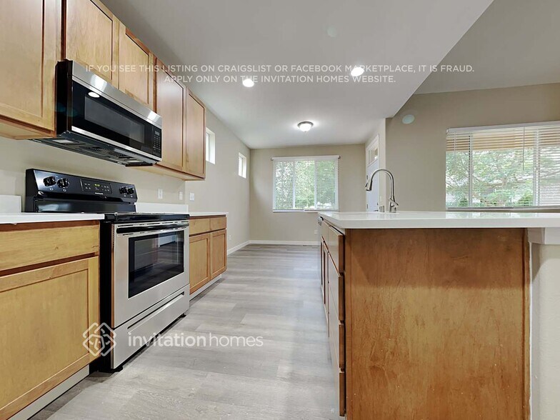 Building Photo - 9208 Periwinkle Loop NE