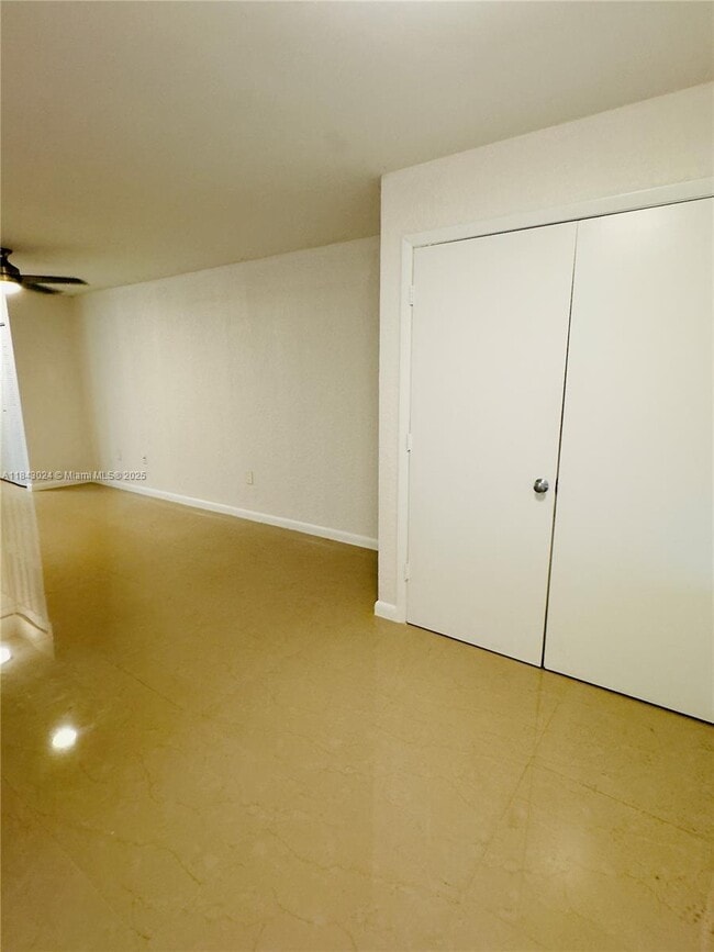 Building Photo - 2851 N Oakland Forest Dr