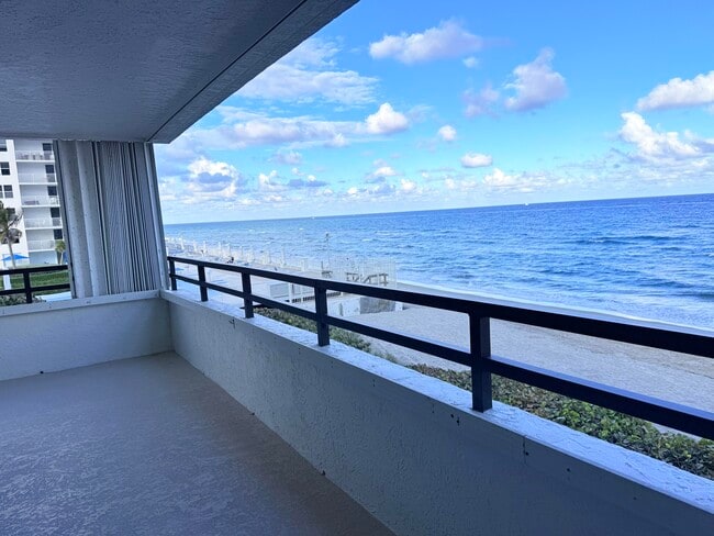 Building Photo - 3560 S Ocean Blvd