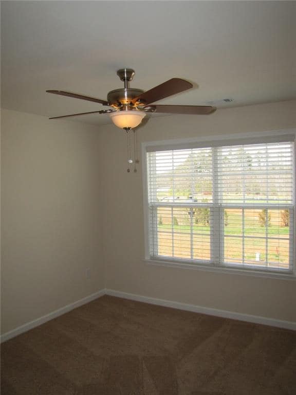 Building Photo - 462 Spring View Dr