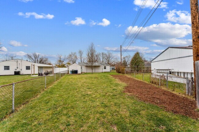 Building Photo - 4554 Moraine Ave