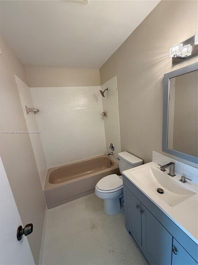 Building Photo - 9450 SW 61st Way