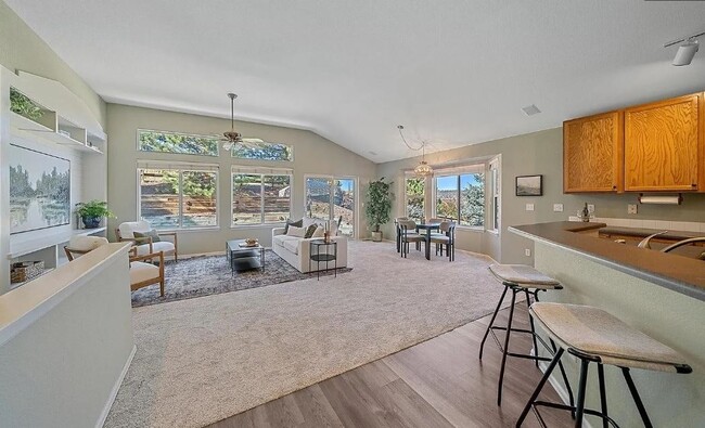 Building Photo - 2817 W 34th St