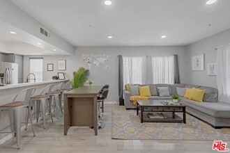 Building Photo - 12032 S Broadway