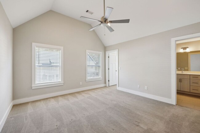 Building Photo - 713 Mill Creek Meadow Dr