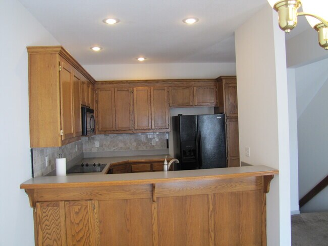 kitchen - 4623 Genessee St