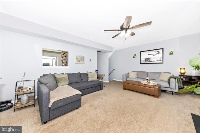 Building Photo - 6631 Beach Dr