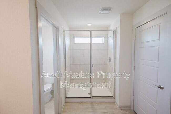 Building Photo - 413 Millbrook Blvd