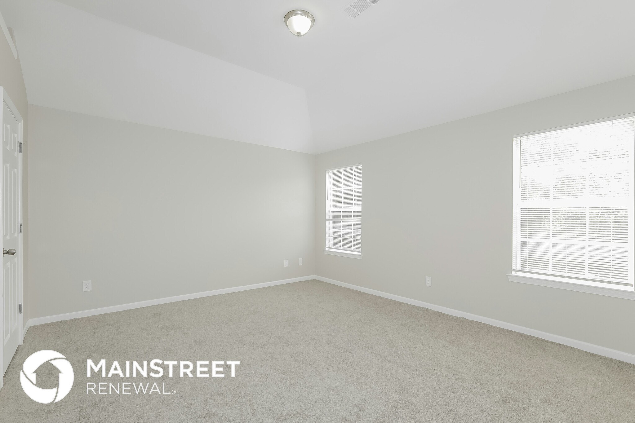 Building Photo - 1010 Baltic Way