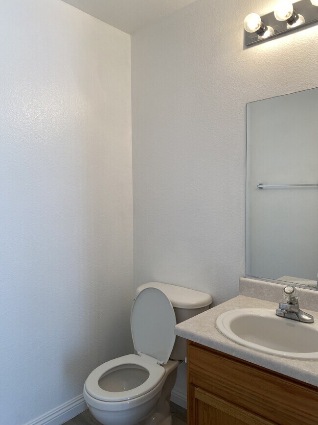 Building Photo - Two-bedroom, 2.5 bath two-story