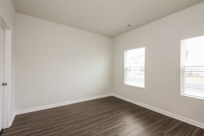 Building Photo - 207 Dorian Lp