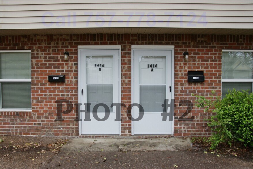 Building Photo - 1416 Picadilly St