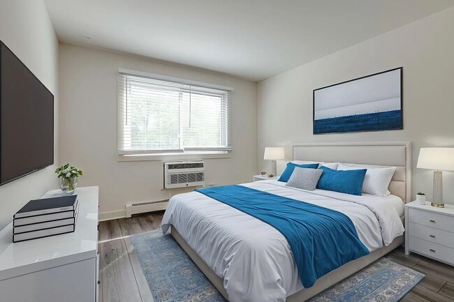 Building Photo - 2 Bedroom Apartment in Libertyville