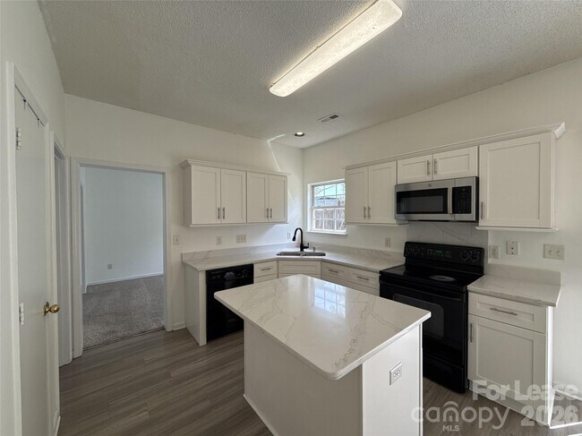 Building Photo - 10218 Ridgewell Ct