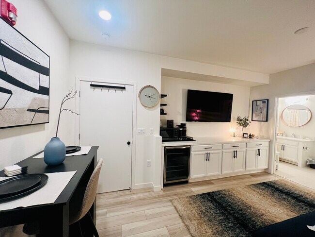 Building Photo - 2431 Cleat Ln