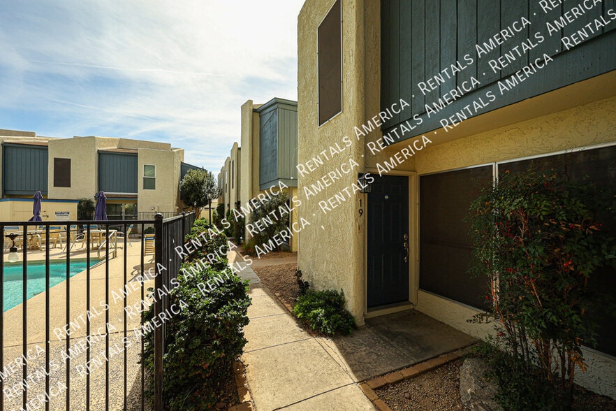 Building Photo - 2946 N 14th St