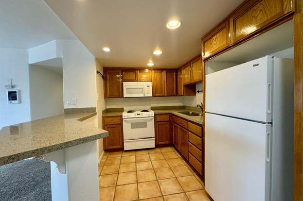 Building Photo - 360 Rosecrans St