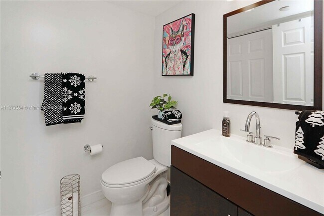Building Photo - 3530 Mystic Pointe Dr