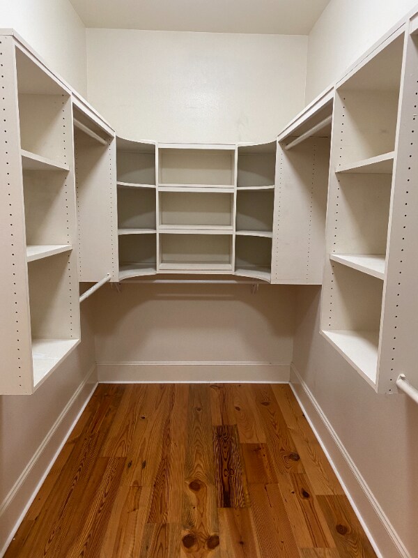 Building Photo - 424 Place St. Charles