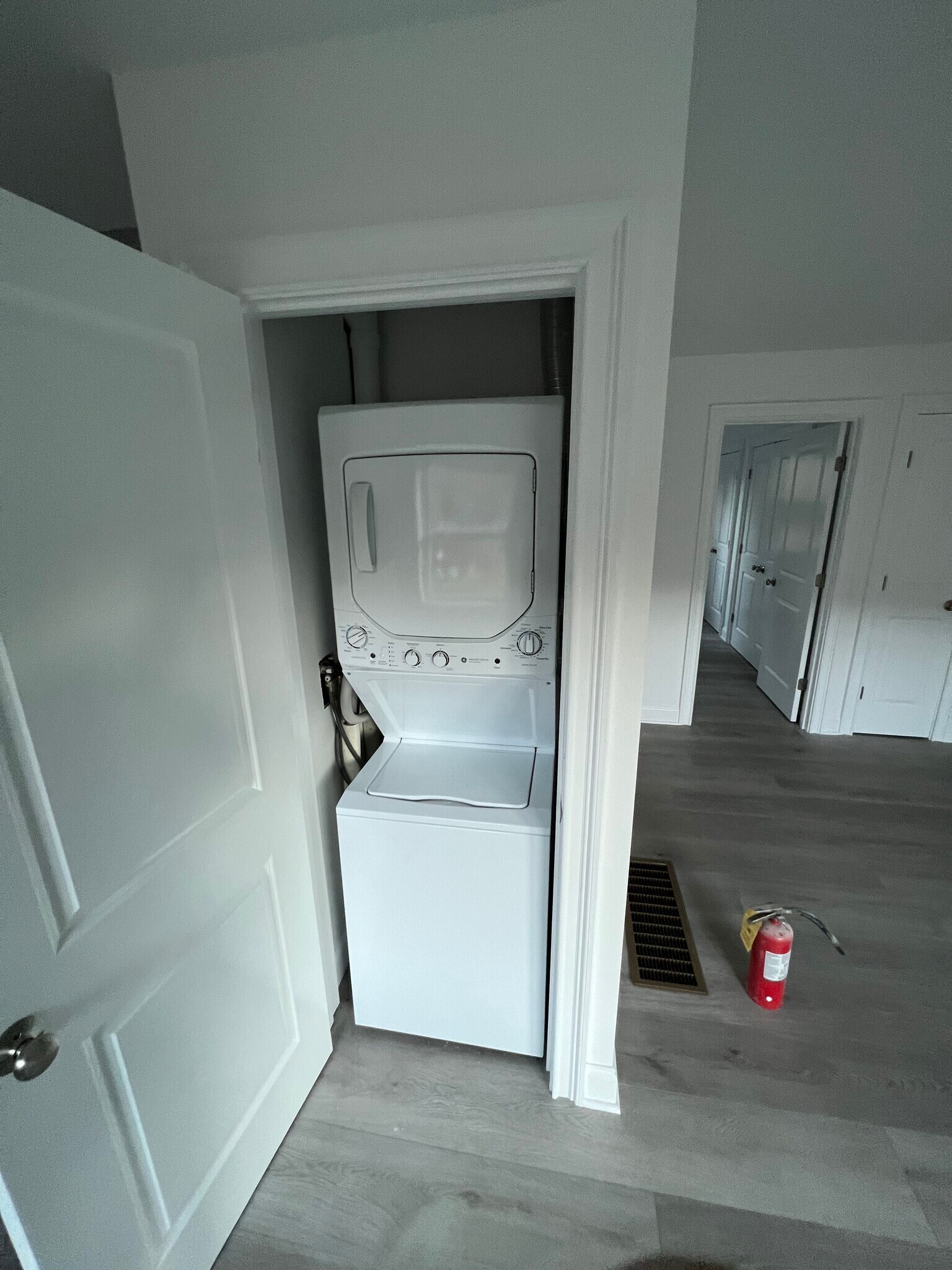 Washer Dryer in unit - 81 N Main St