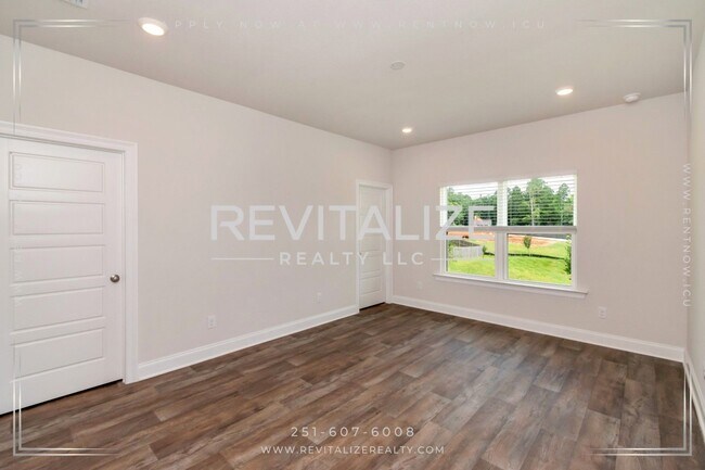 Building Photo - 11253 Cloister Dr