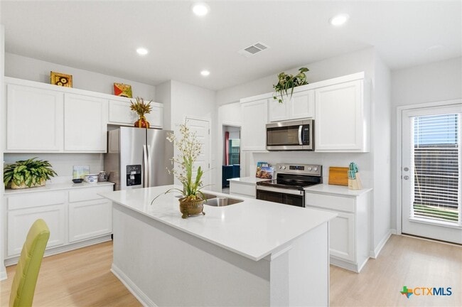 Building Photo - 149 Cutleaf