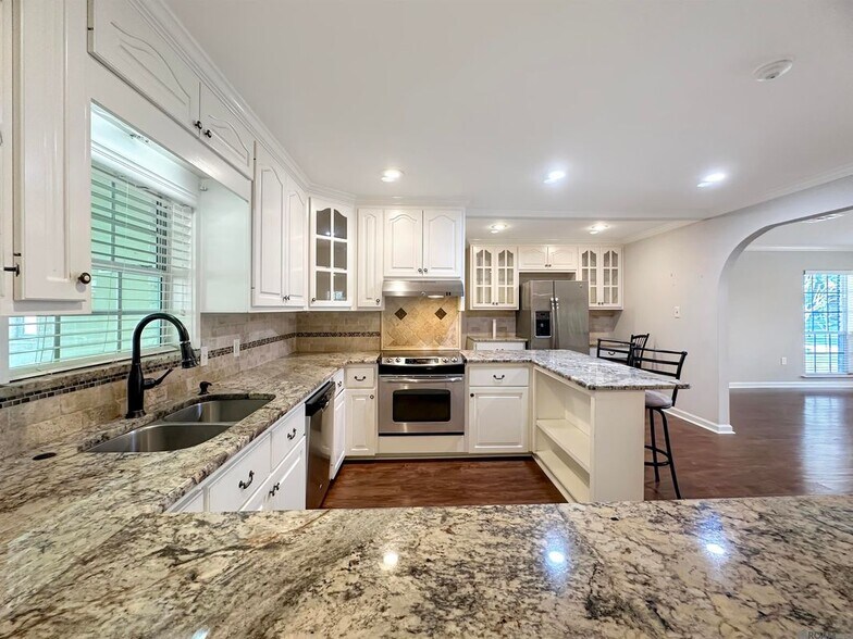 Building Photo - 9537 Kevel Dr