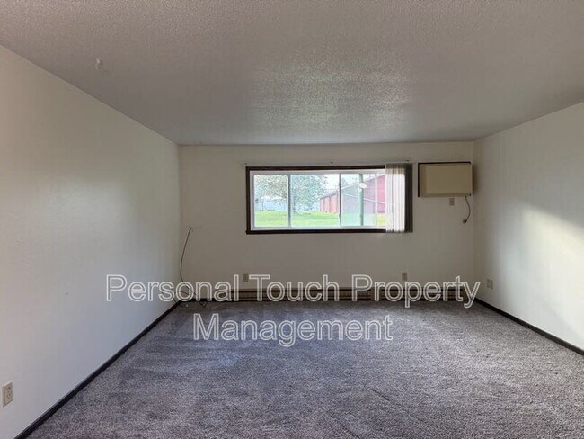 Building Photo - 1050 Front St