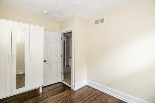 Building Photo - 221 E Mosley St