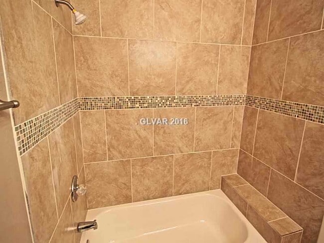 Building Photo - 833 Spyglass Ln