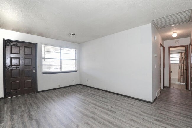 Building Photo - 24 SW 54th St