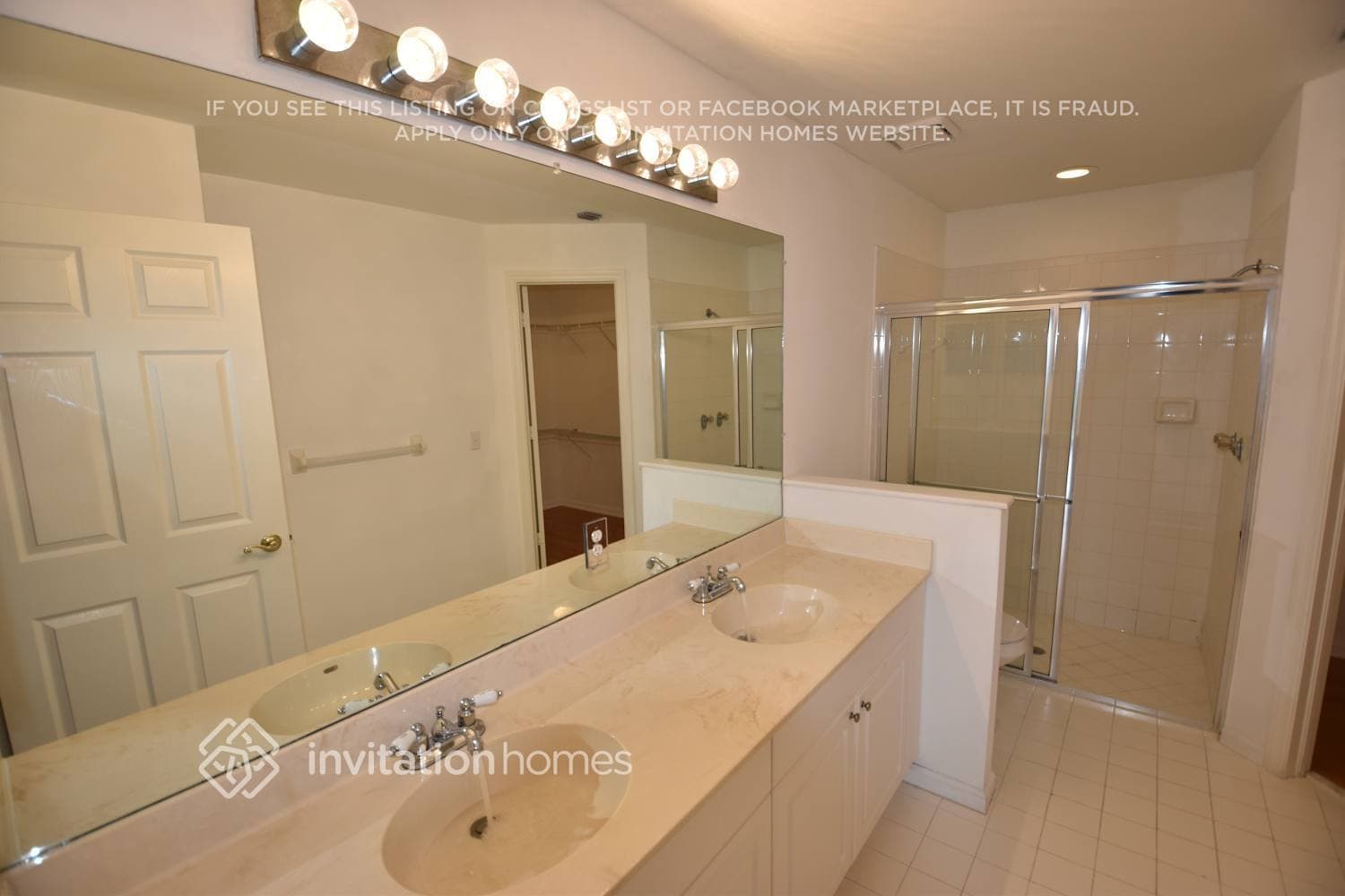 Building Photo - 3732 S Lancewood Pl