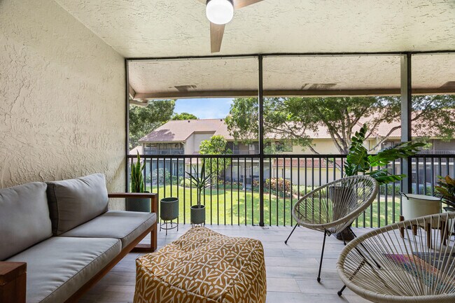 Building Photo - 5710 Coach House Cir