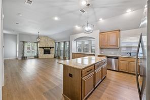 Building Photo - 300 Kelvington Dr