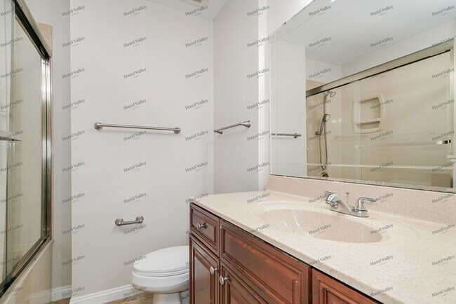 Building Photo - 2910 Wood Poppy Dr