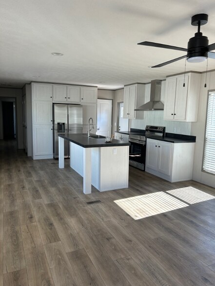 Building Photo - 316 Owens St