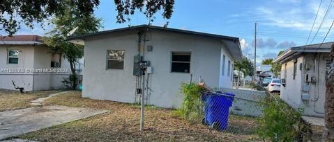 Building Photo - 2238 McClellan St