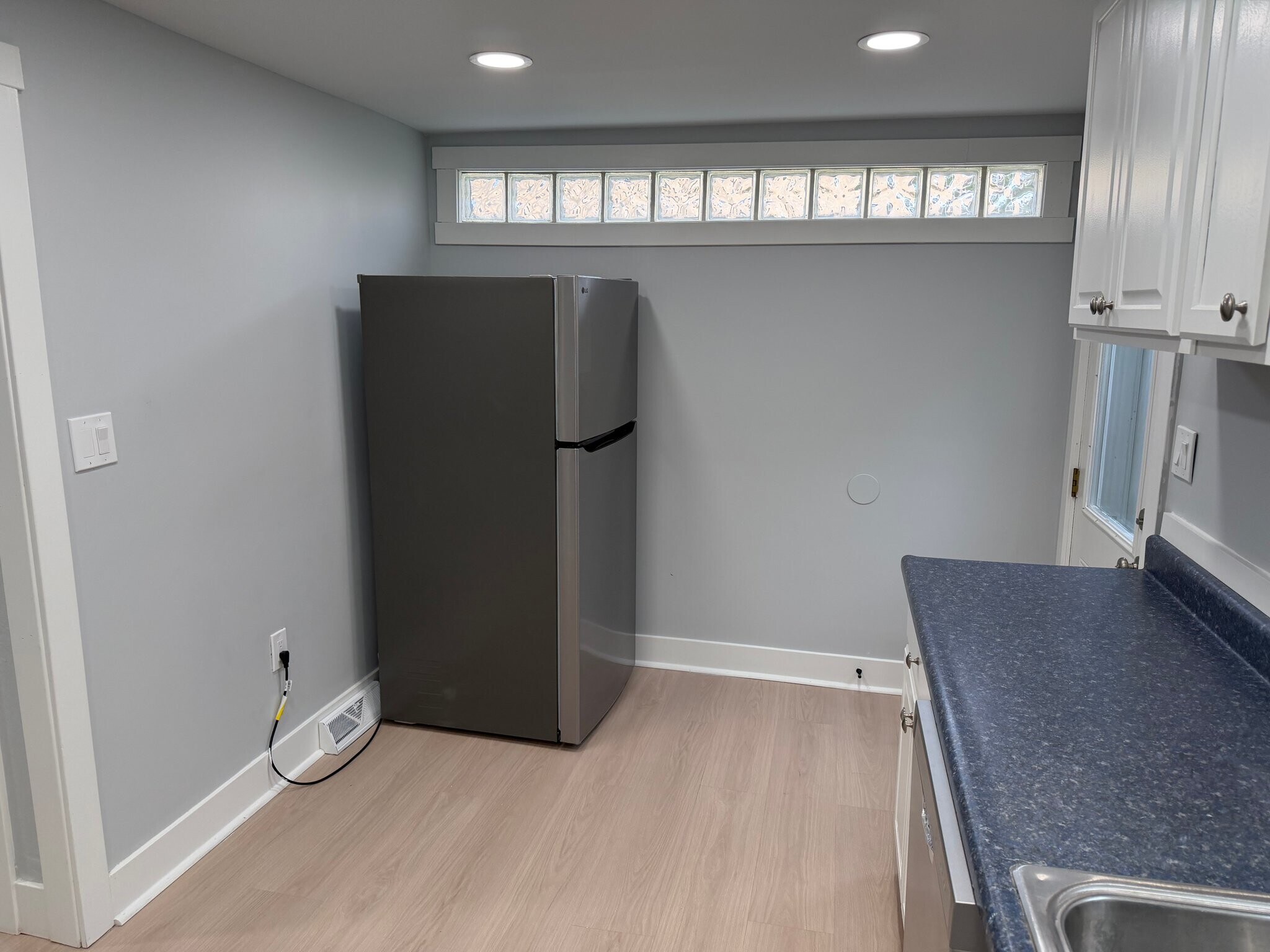 Building Photo - 1115 Fairdale St