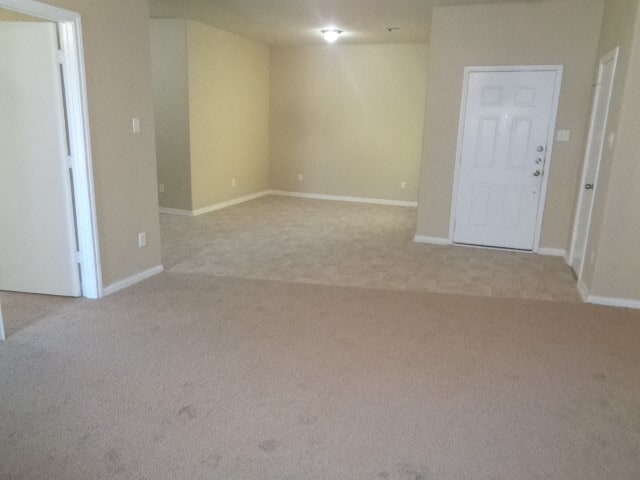 Building Photo - 8002 Big Oak Dr