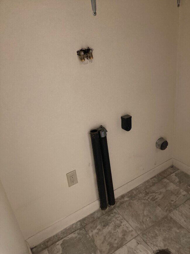 Floorplan - Cressey's Apartments