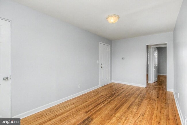 Building Photo - 416 Hornel St
