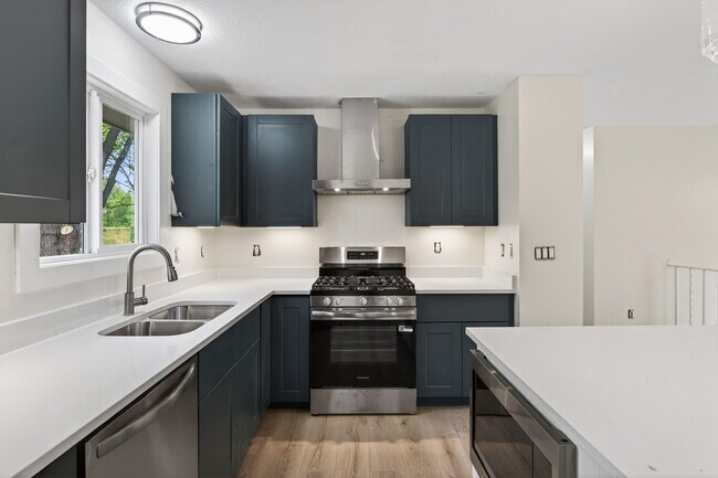 Building Photo - 6474 Totem Trail