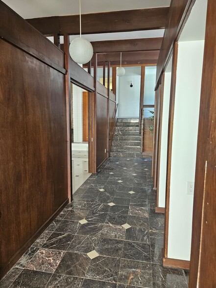 downstairs hallway - 3657 Broadmoor Blvd