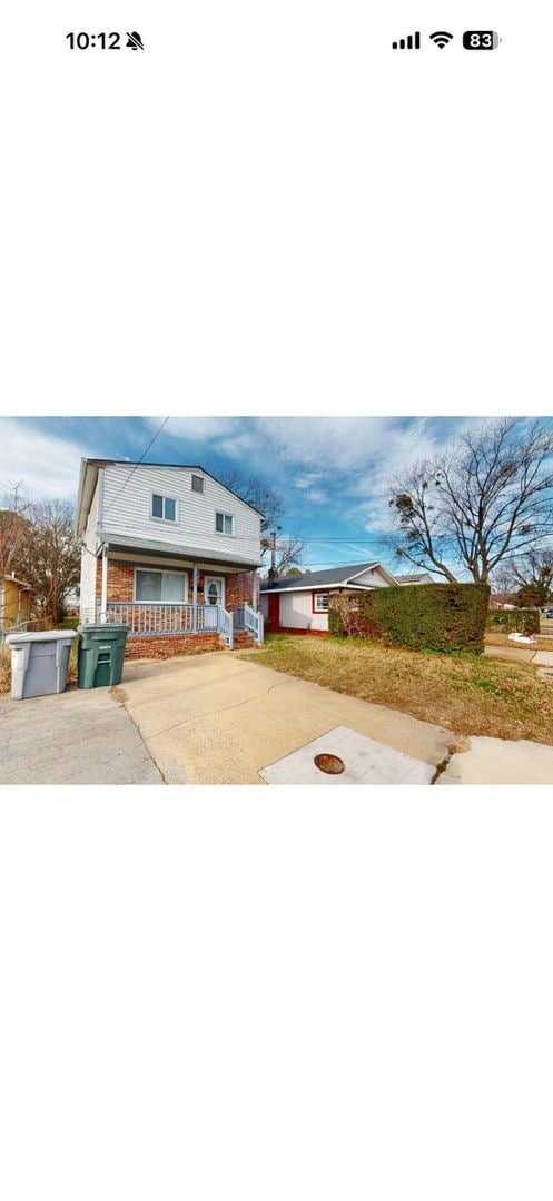 Building Photo - 718 Langley Ave